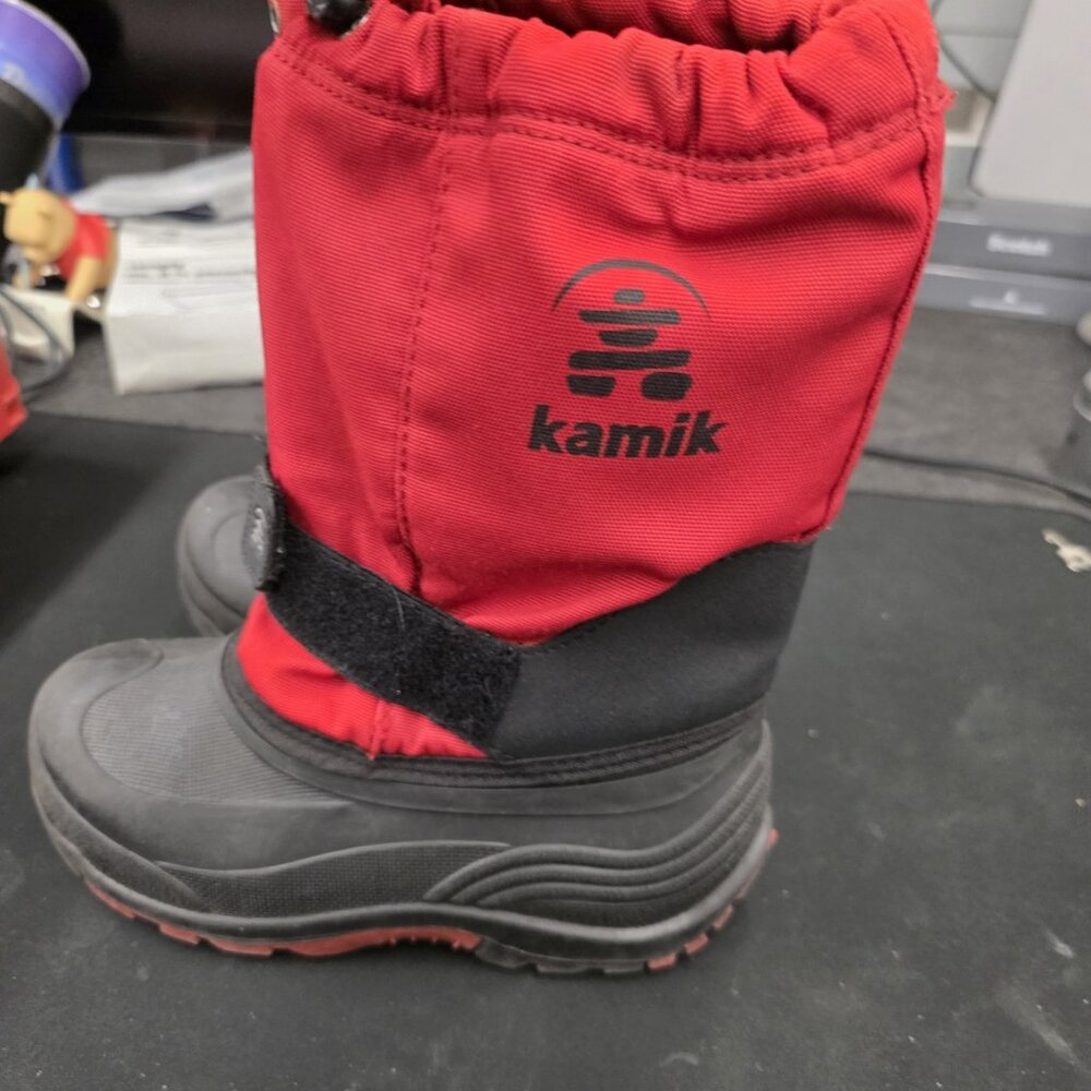 Kamik Red and Black Snow Boots Insulated Waterproof Kids Size 1 Unisex - Picture 2 of 5